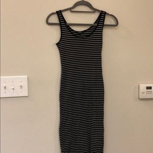 Stripped bodycon dress